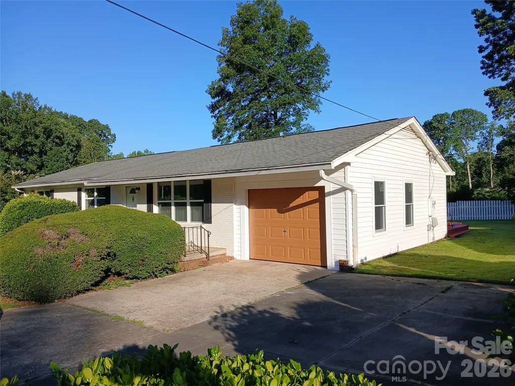 4429 Dawnwood Drive Gastonia NC 28056