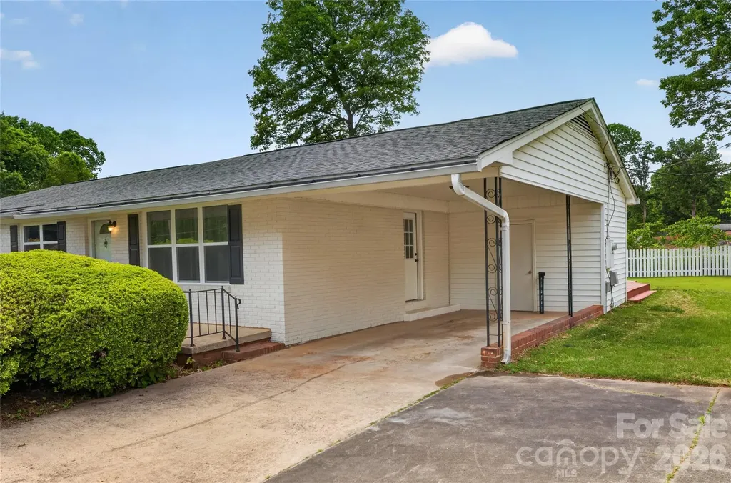 4429 Dawnwood Drive Gastonia NC 28056