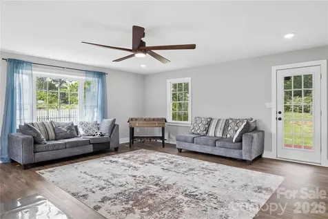 4429 Dawnwood Drive Gastonia NC 28056