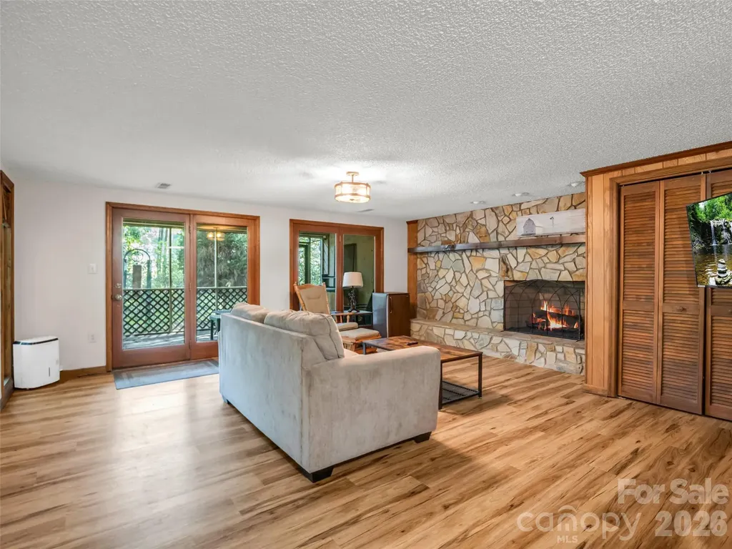 171 Fairway Drive Lake Lure NC 28746