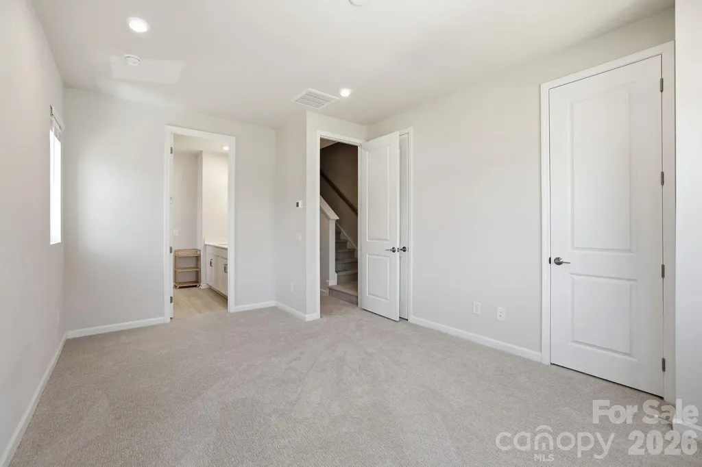 5525 Swaling Street Charlotte NC 28217