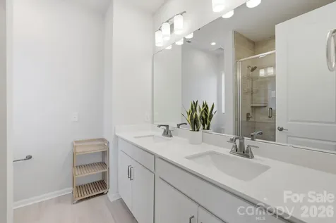 5525 Swaling Street Charlotte NC 28217