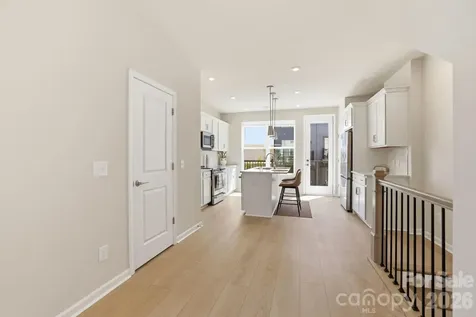 5525 Swaling Street Charlotte NC 28217