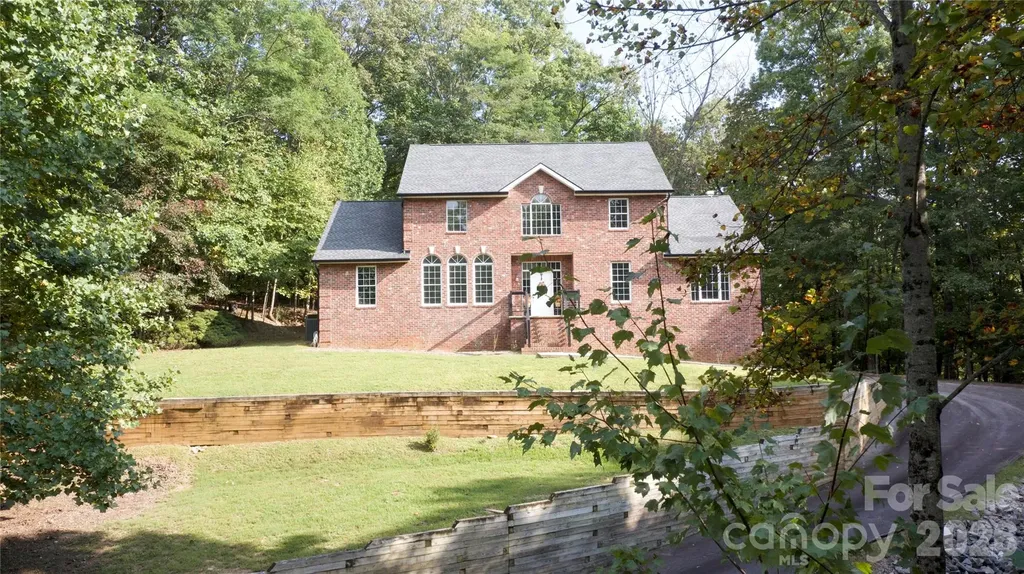 1064 Skye Drive Pisgah Forest NC 28768