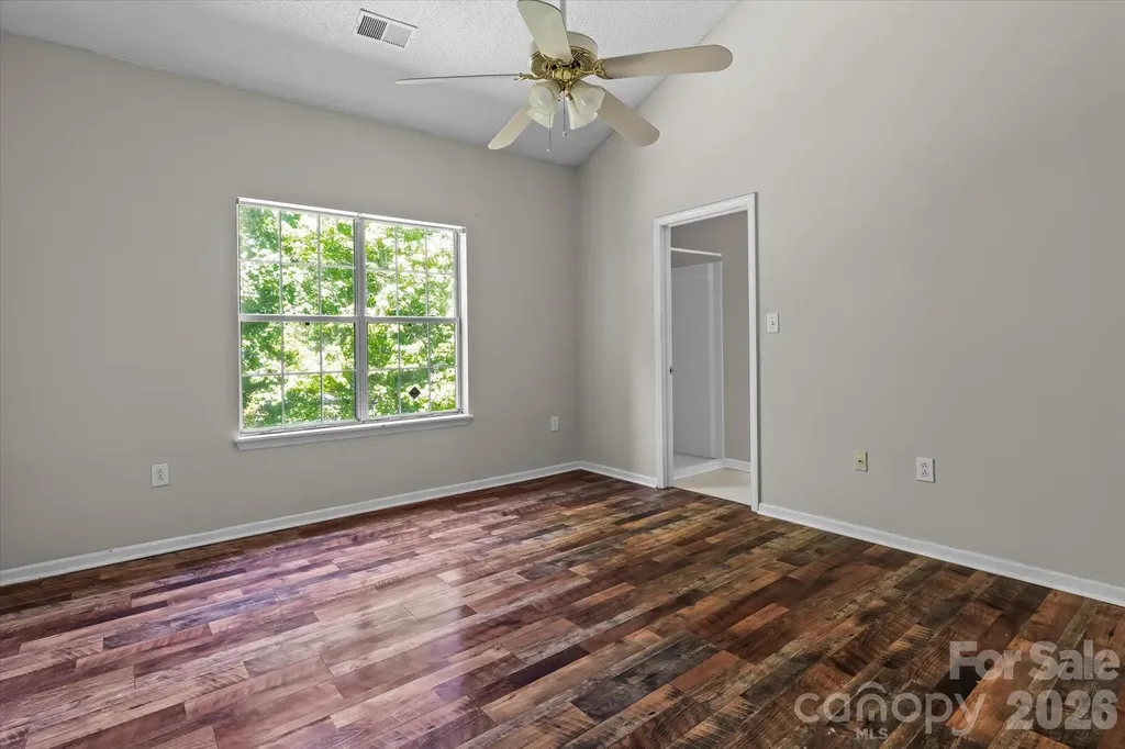 11823 Harris Ridge Drive Charlotte NC 28269