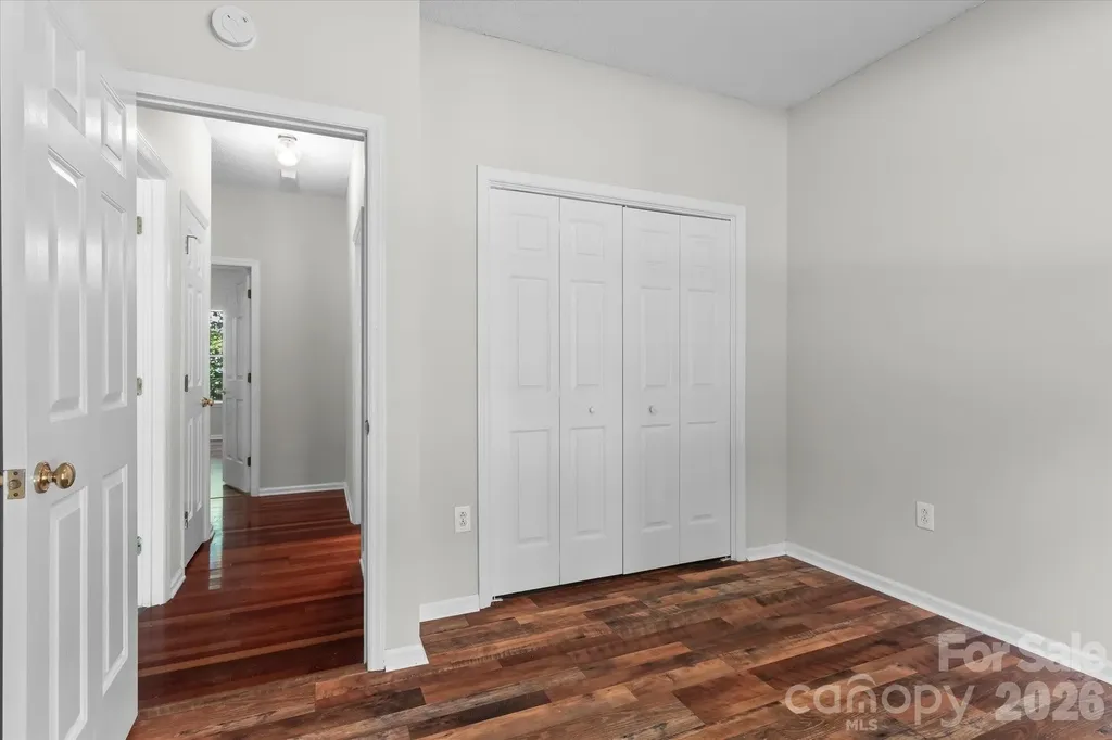 11823 Harris Ridge Drive Charlotte NC 28269