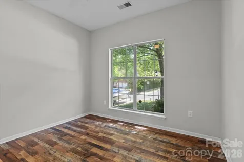 11823 Harris Ridge Drive Charlotte NC 28269
