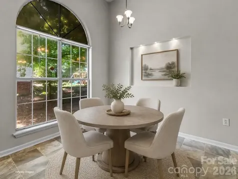 11823 Harris Ridge Drive Charlotte NC 28269