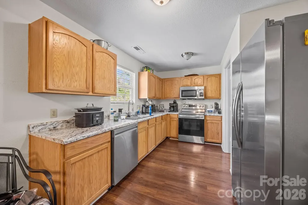 2621 Stream Bank Drive Charlotte NC 28269