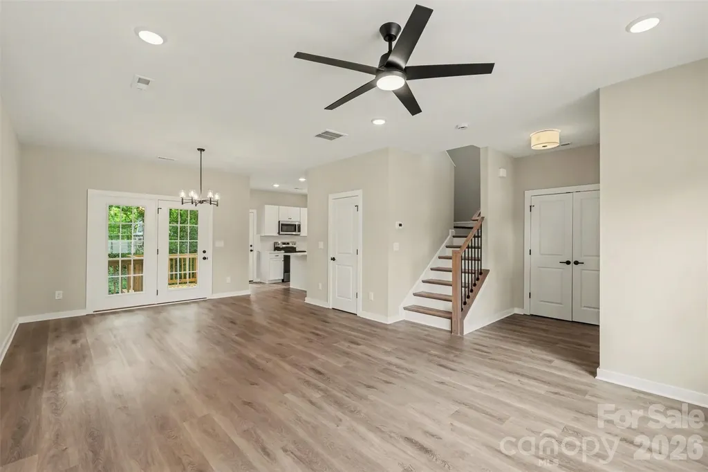110 E Hilltop Drive Gastonia NC 28054