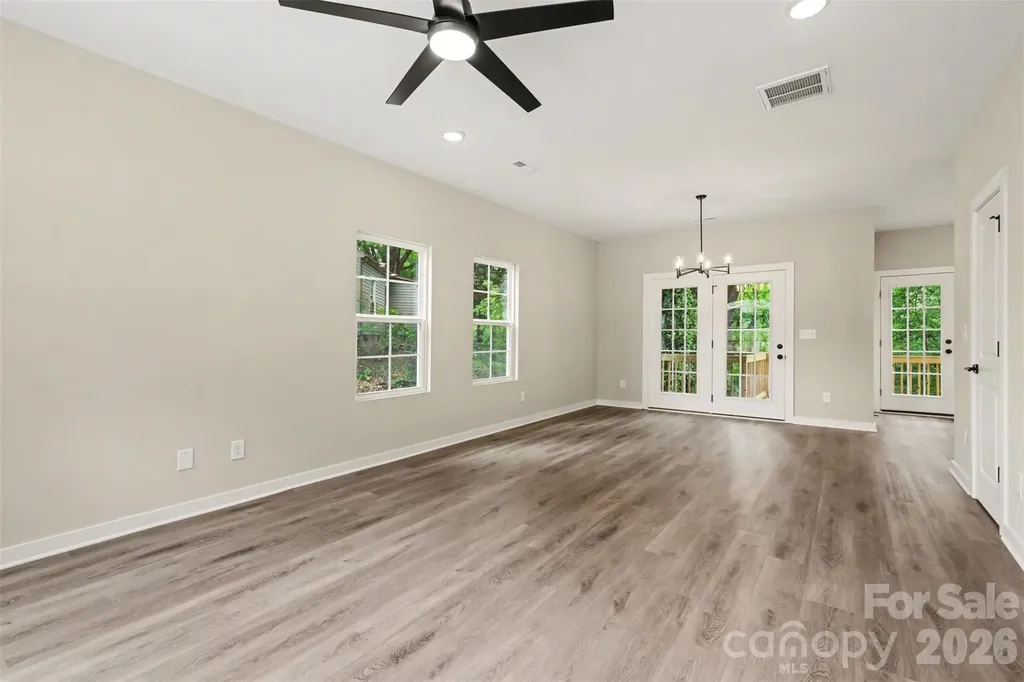 110 E Hilltop Drive Gastonia NC 28054