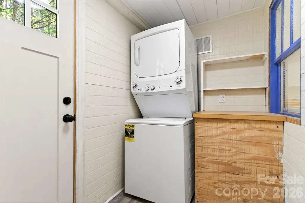 488 Cad Campbell Road Bakersville NC 28705