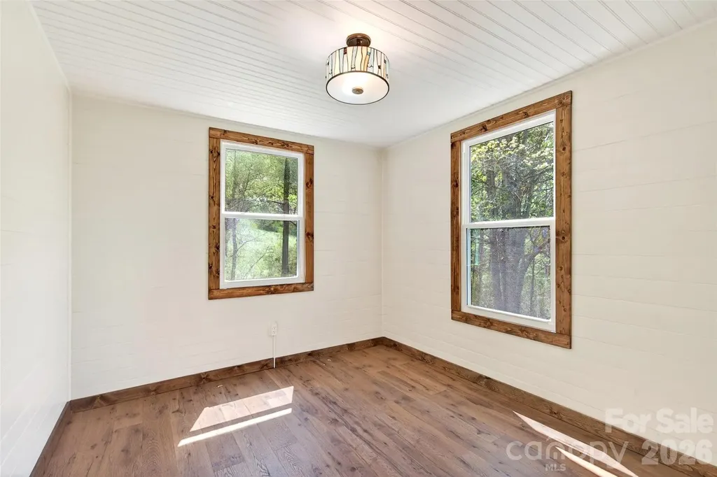 488 Cad Campbell Road Bakersville NC 28705