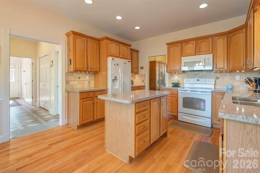 6 Clear Vista Drive Asheville NC 28805