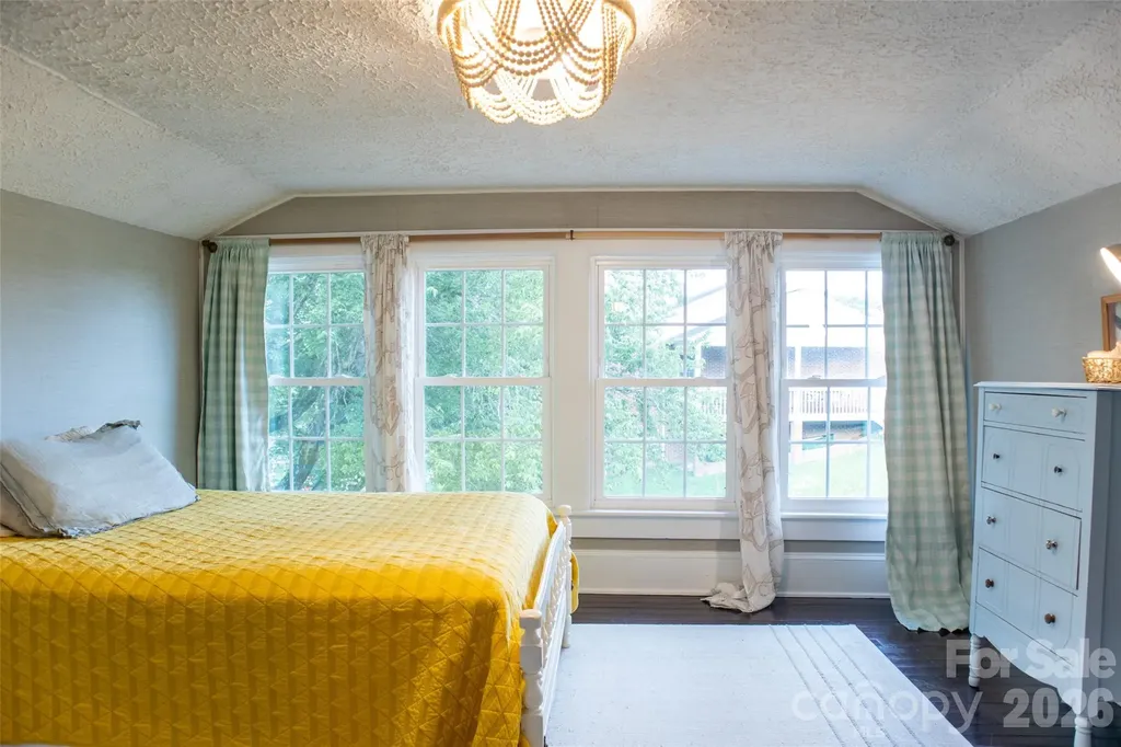 102 Cuthberson Street Morganton NC 28655