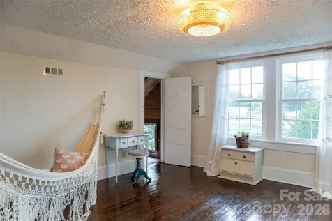 102 Cuthberson Street Morganton NC 28655