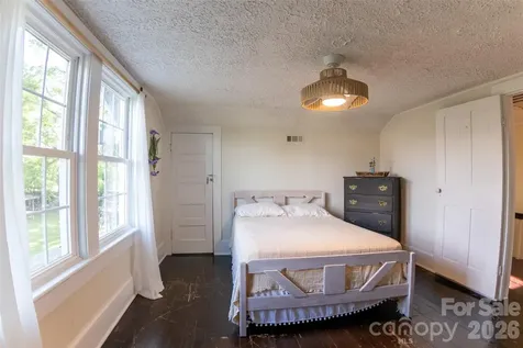 102 Cuthberson Street Morganton NC 28655