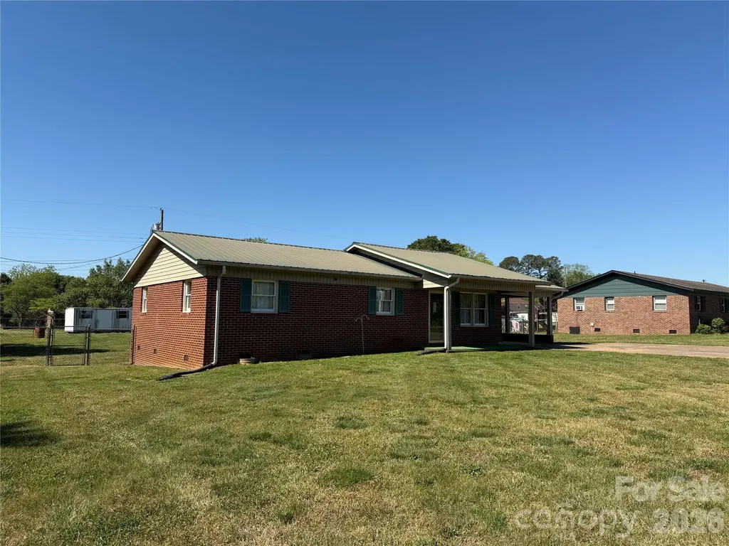 372 Ferry Road Forest City NC 28043