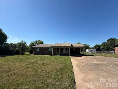 372 Ferry Road Forest City NC 28043