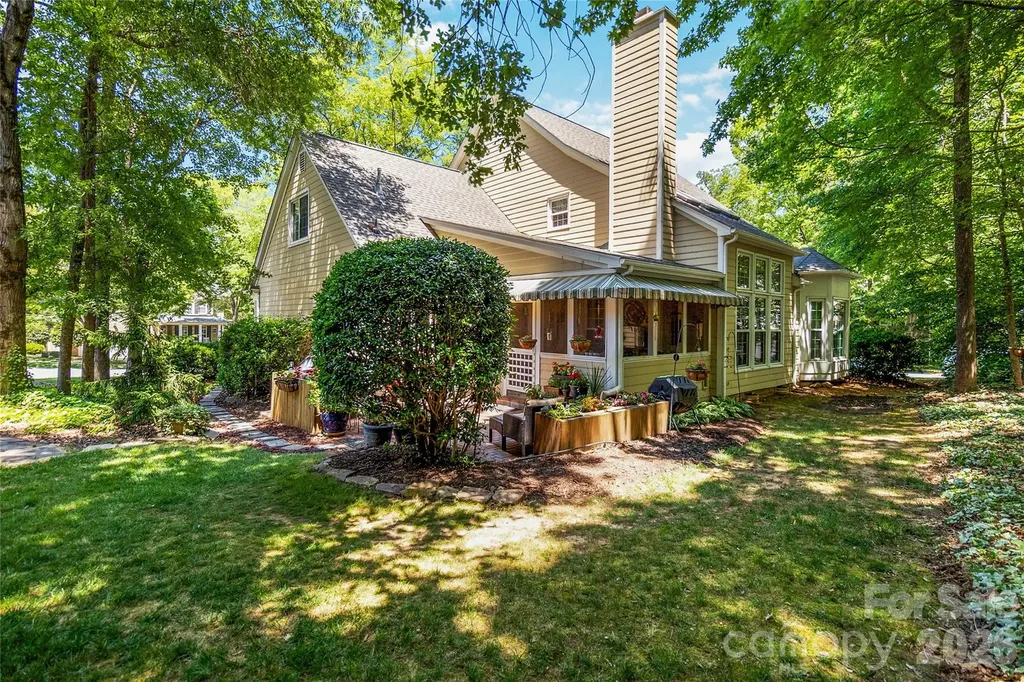 6210 Maple Cove Lane Charlotte NC 28269
