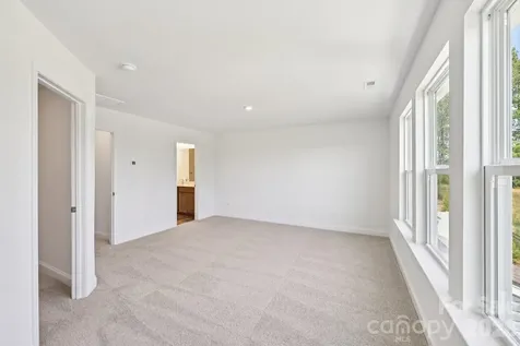7625 Ethora Way Charlotte NC 28216