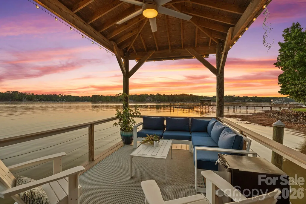 107 Beachview Drive Mooresville NC 28117