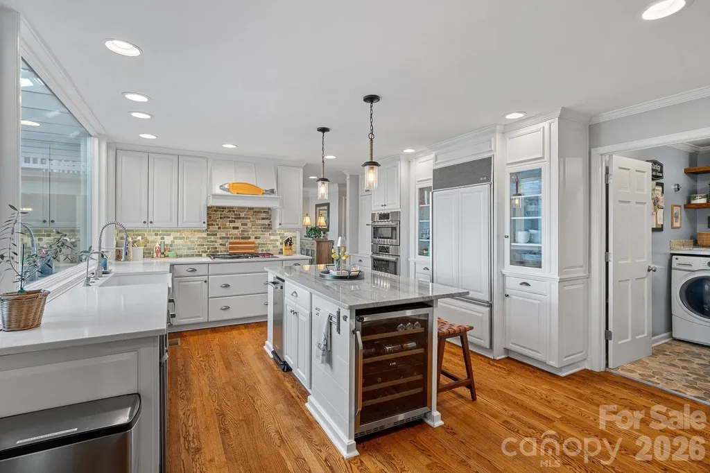 107 Beachview Drive Mooresville NC 28117