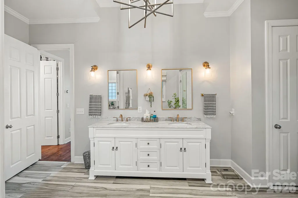 107 Beachview Drive Mooresville NC 28117