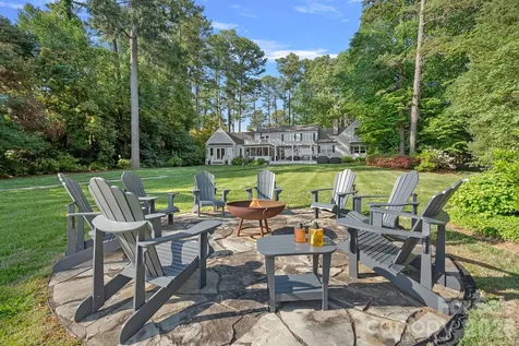 107 Beachview Drive Mooresville NC 28117