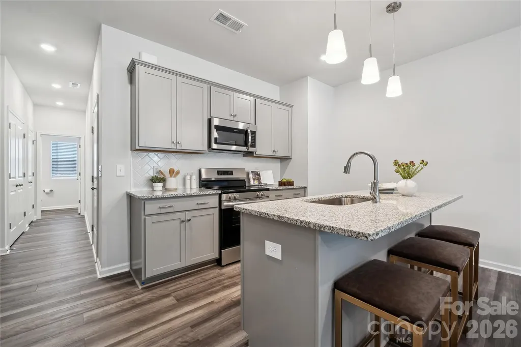 6550 Harlech Street Charlotte NC 28269