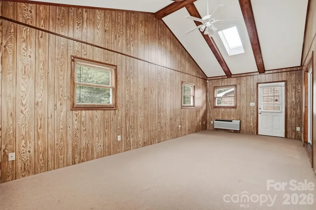 6704 Alanbrook Road Charlotte NC 28215