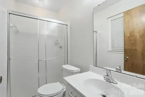 6704 Alanbrook Road Charlotte NC 28215