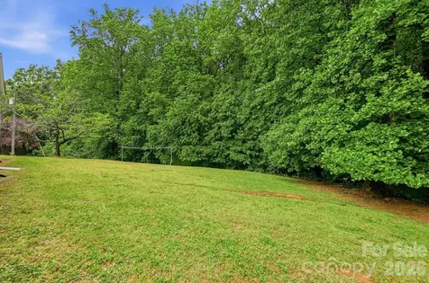 6704 Alanbrook Road Charlotte NC 28215