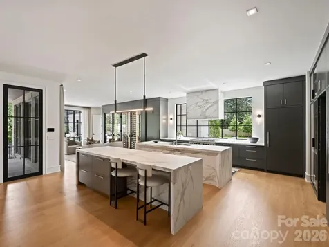 2317 Sharon Lane Charlotte NC 28211