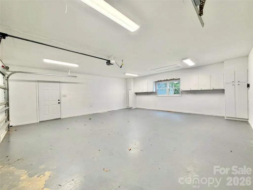 1586 Kenlane Drive Hickory NC 28601