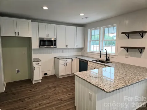 813 Highland Avenue SE Hickory NC 28602