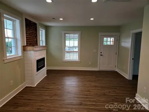 813 Highland Avenue SE Hickory NC 28602