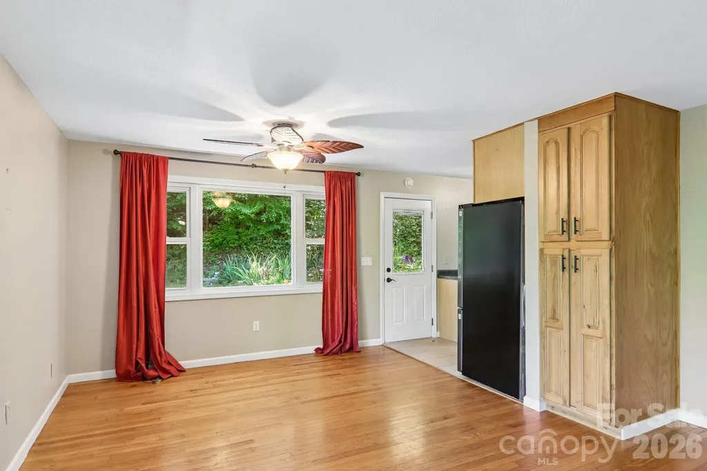 224 Highlands Loop Maggie Valley NC 28751