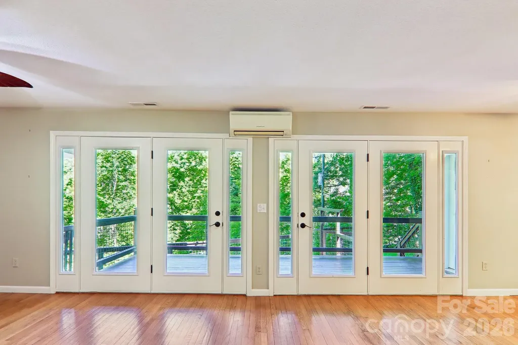 224 Highlands Loop Maggie Valley NC 28751