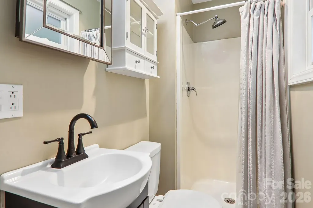 224 Highlands Loop Maggie Valley NC 28751
