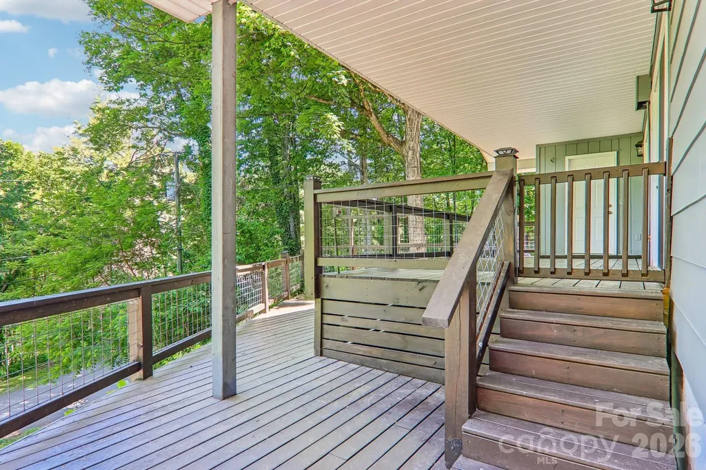 224 Highlands Loop Maggie Valley NC 28751