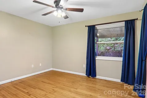 224 Highlands Loop Maggie Valley NC 28751
