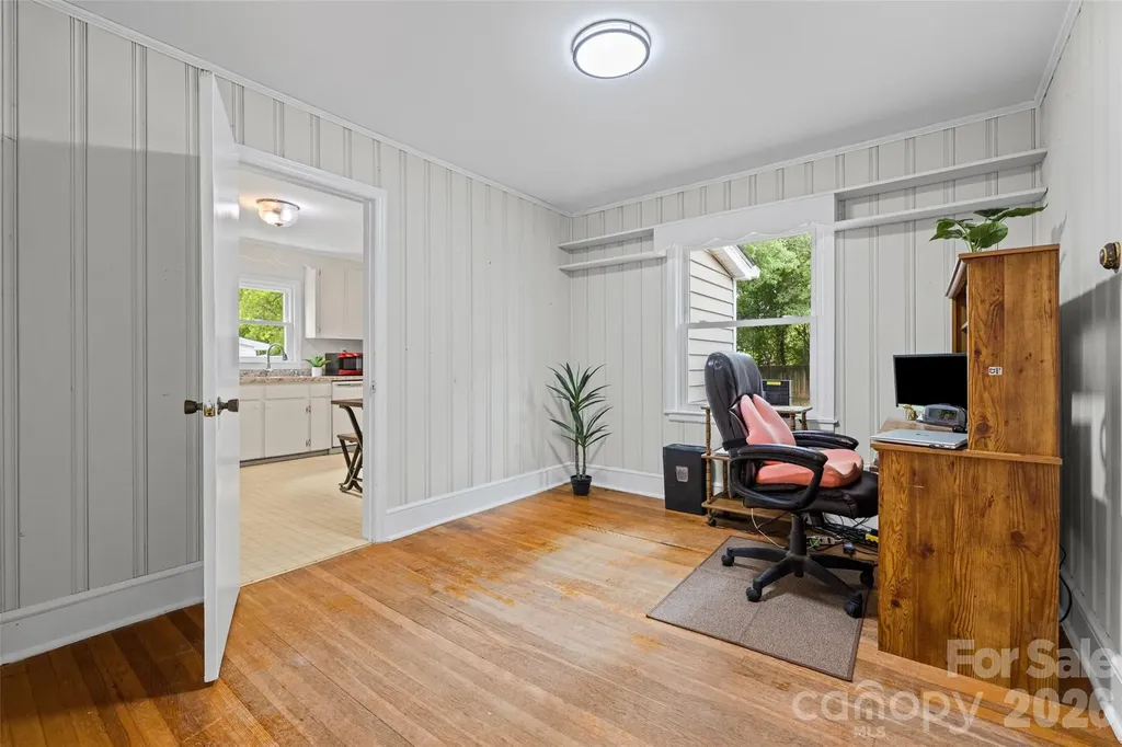 2242 Markham Court Charlotte NC 28205