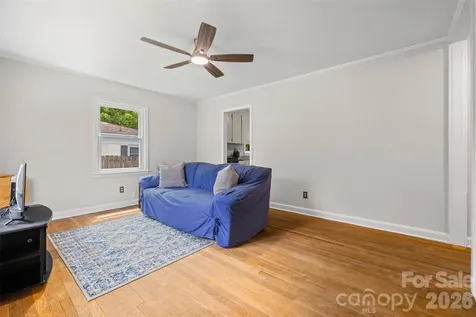 2242 Markham Court Charlotte NC 28205