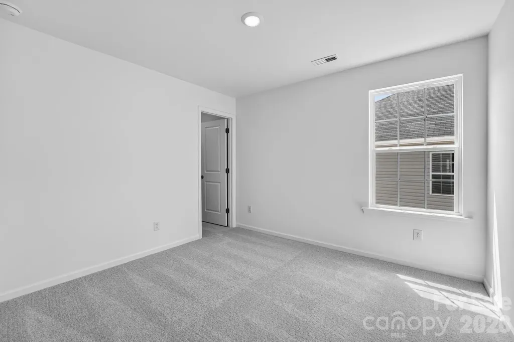 2309 Ravenglass Way Maiden NC 28650