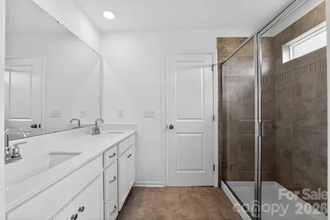 2309 Ravenglass Way Maiden NC 28650