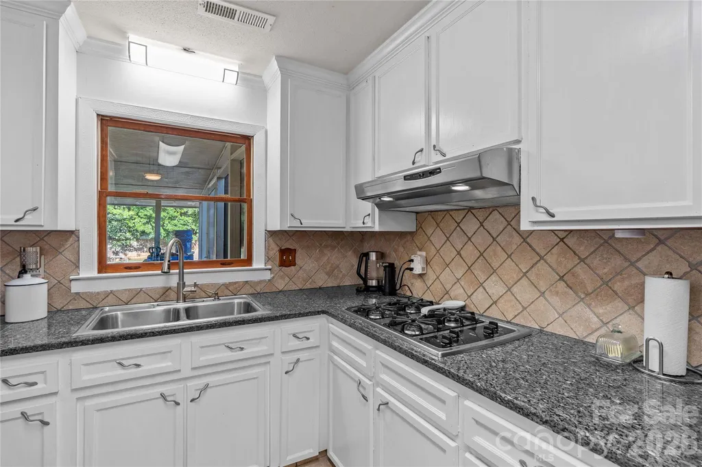 868 Fieldstone Road Mooresville NC 28115