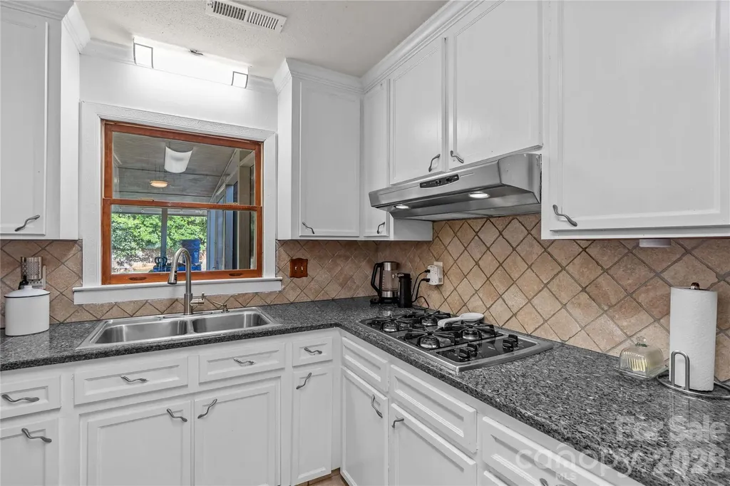 868 Fieldstone Road Mooresville NC 28115