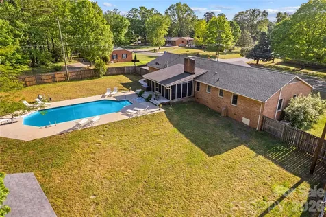 868 Fieldstone Road Mooresville NC 28115