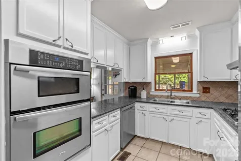 868 Fieldstone Road Mooresville NC 28115